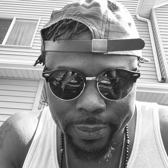 Meet your Posher, Seth - Picture 1 of 1